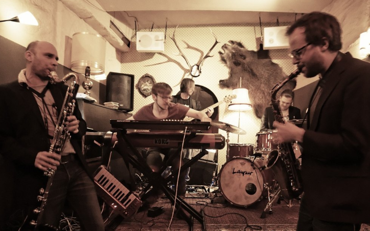 Screenshot 2016-04-04 19.47.54